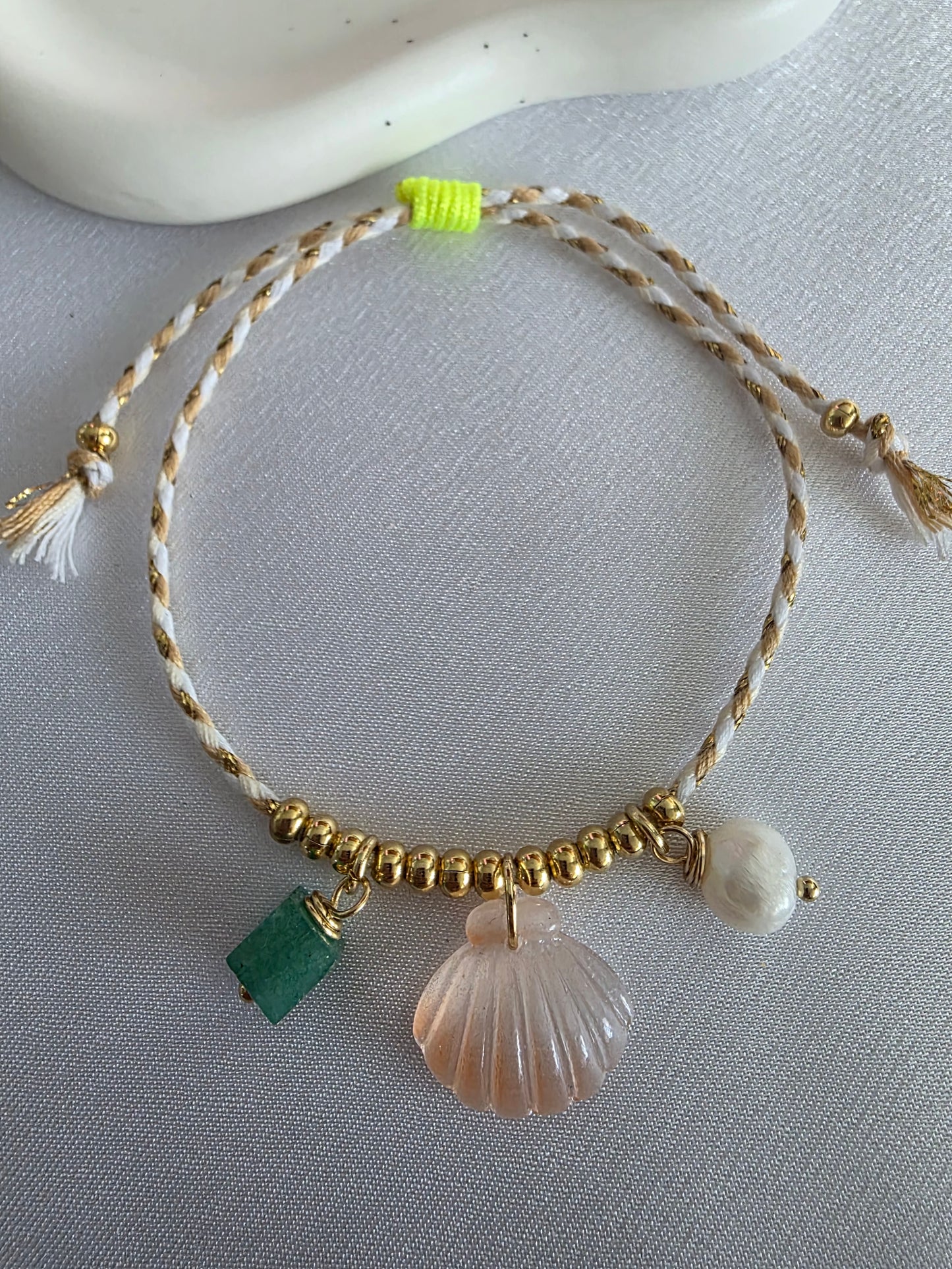 Nacari bracelet