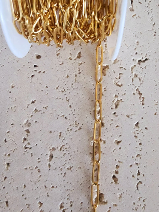 Paper clip chain necklace