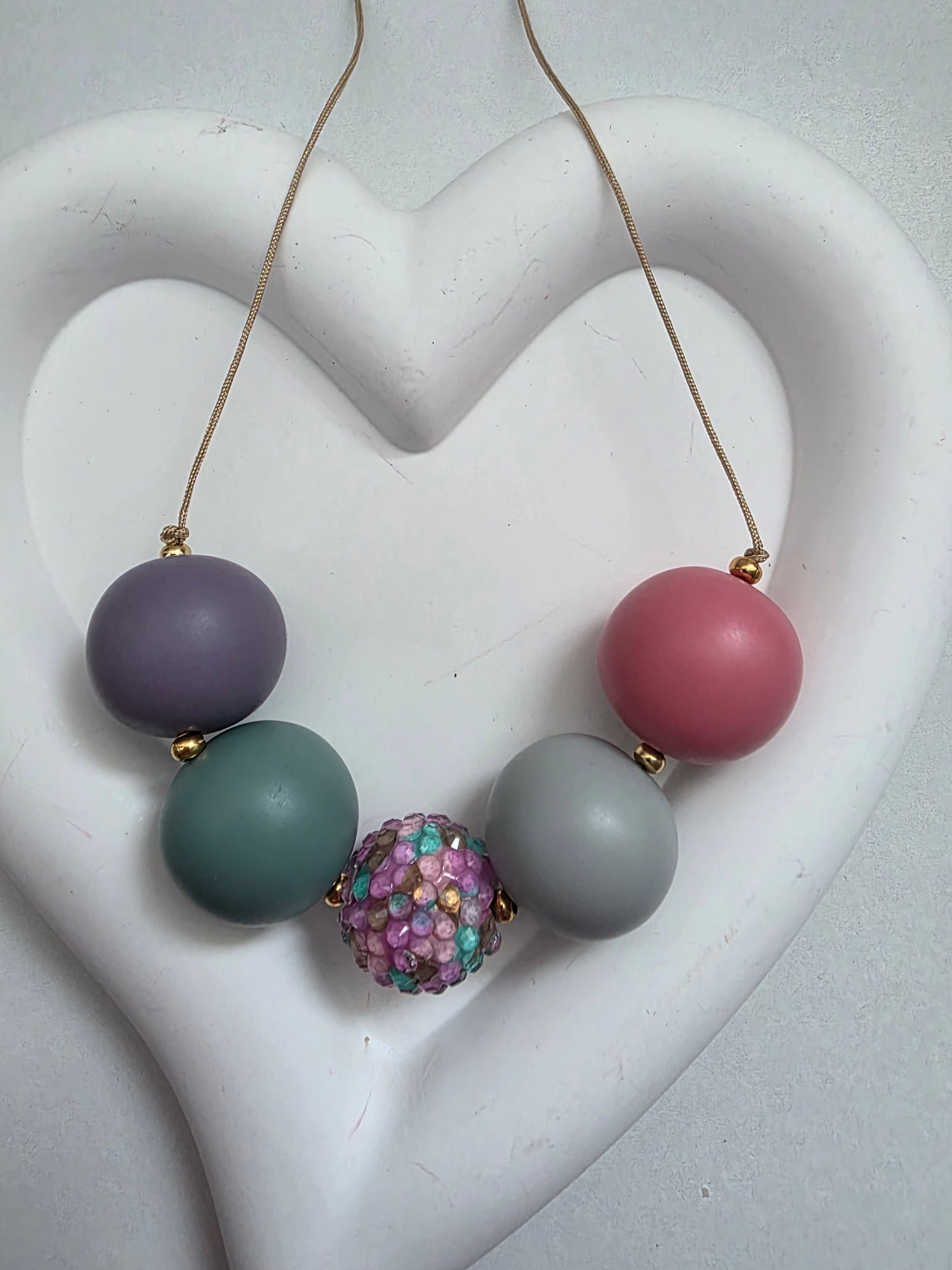 Balloon necklace