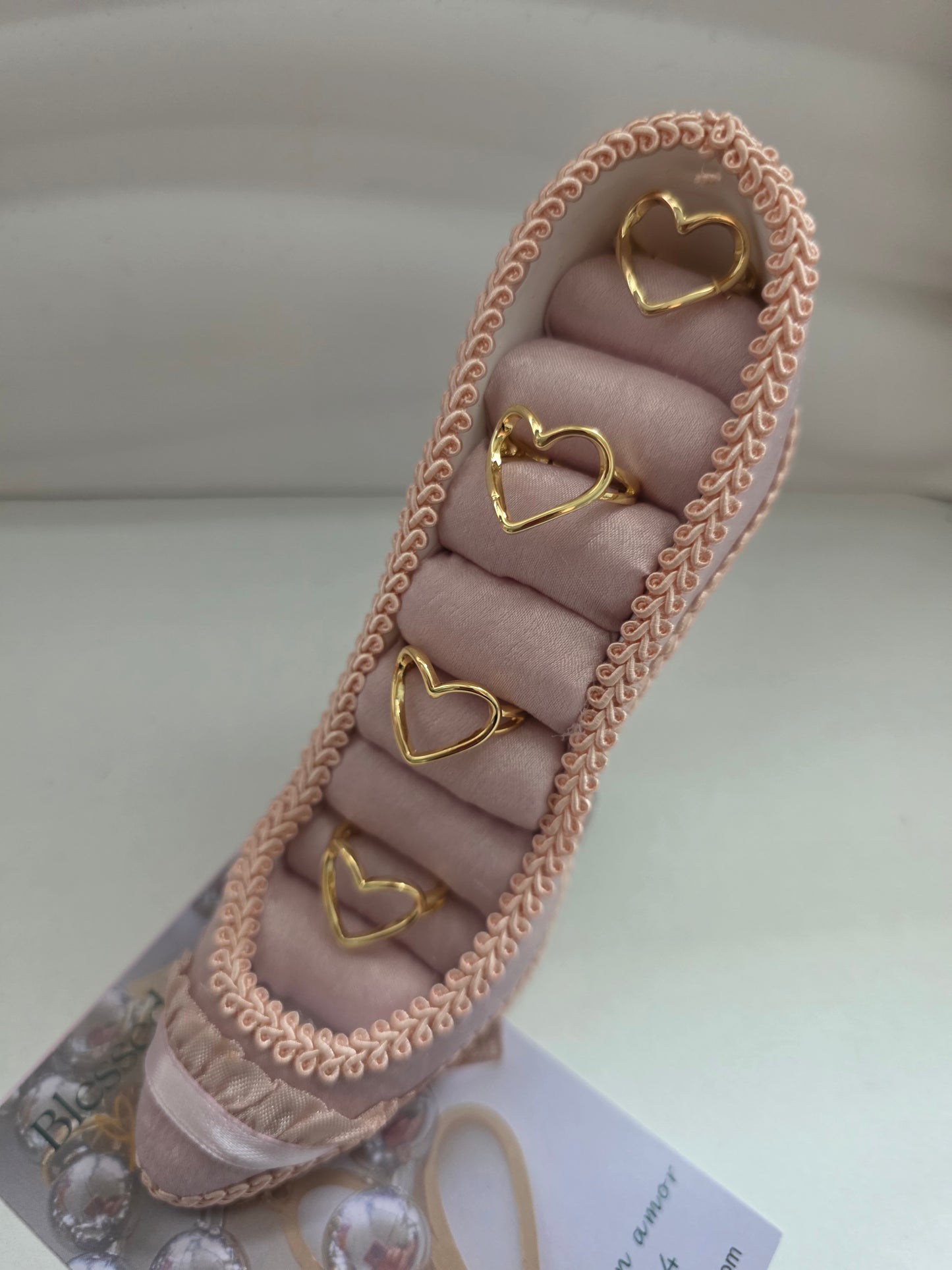 Amara Ring