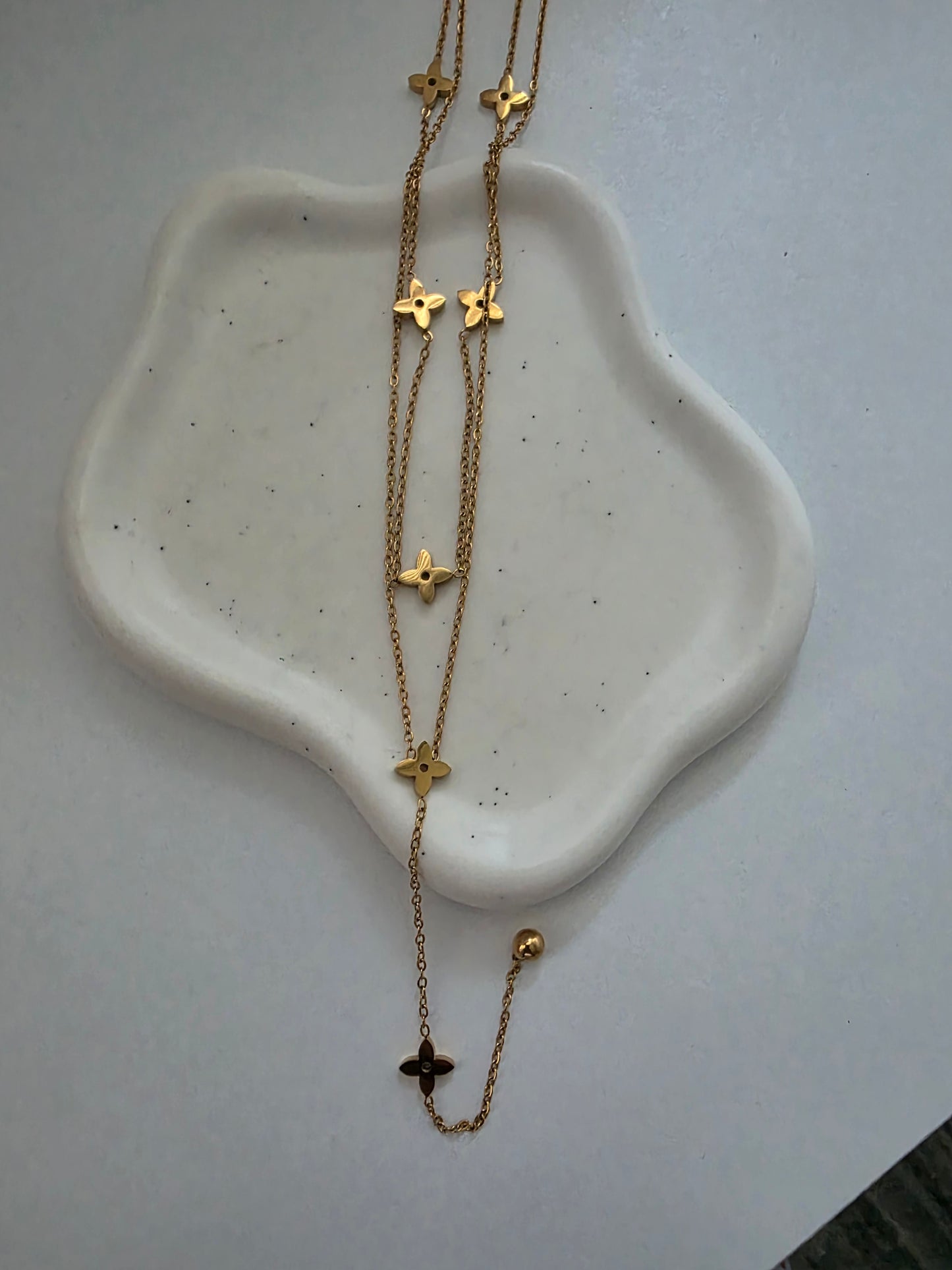 Spring lariat necklace