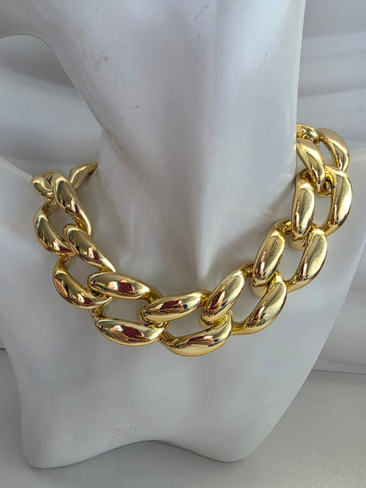 Cuban chunky choker