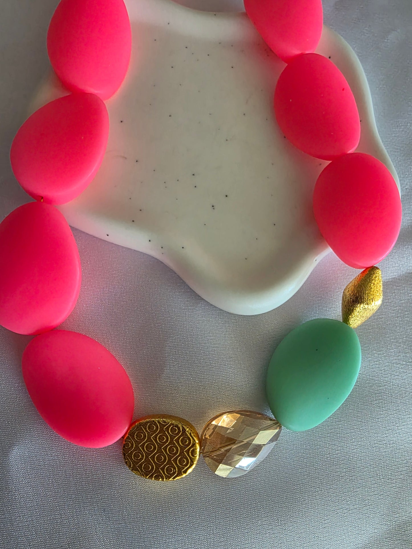Annie choker
