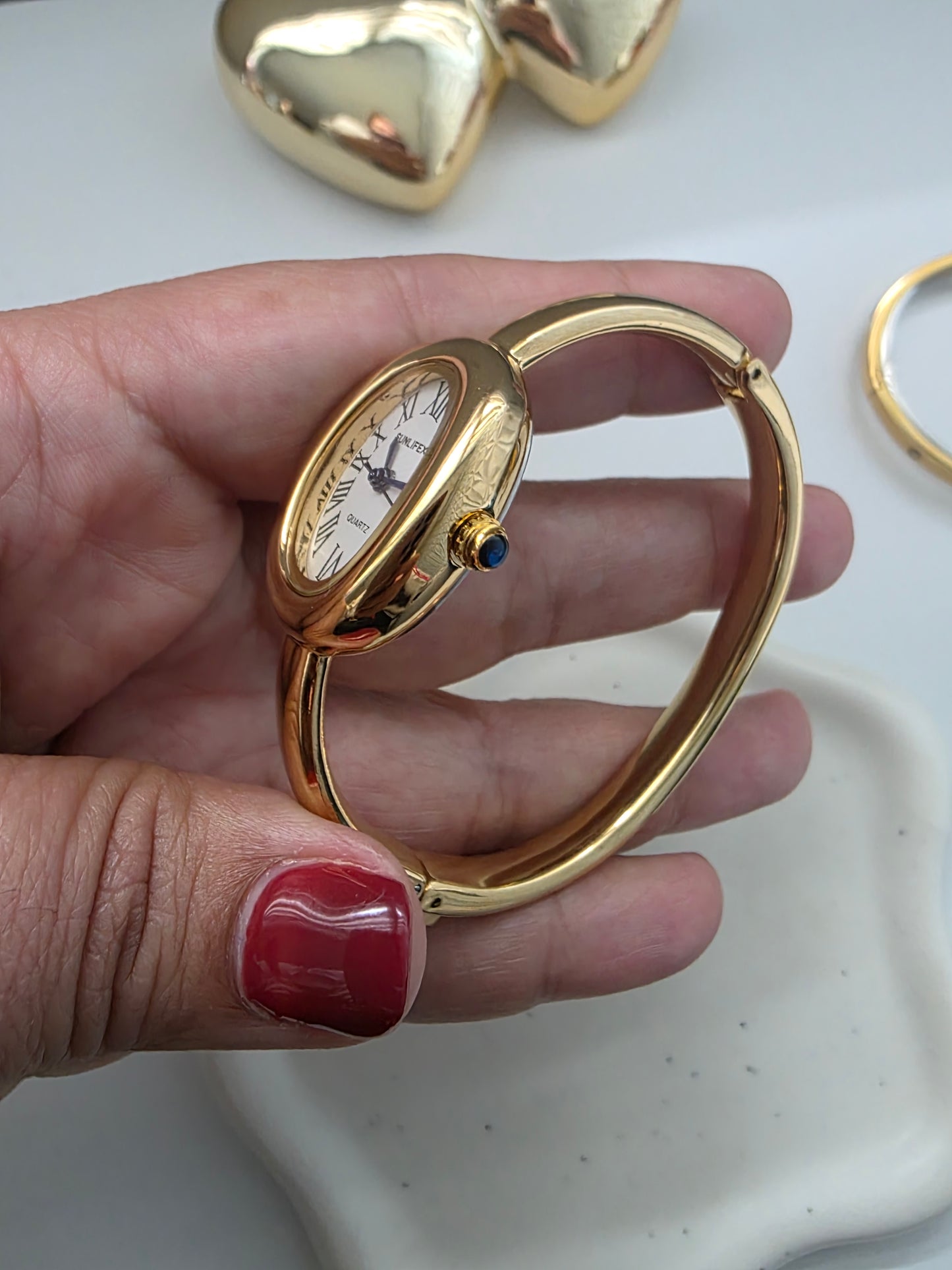 Classic bangle watch