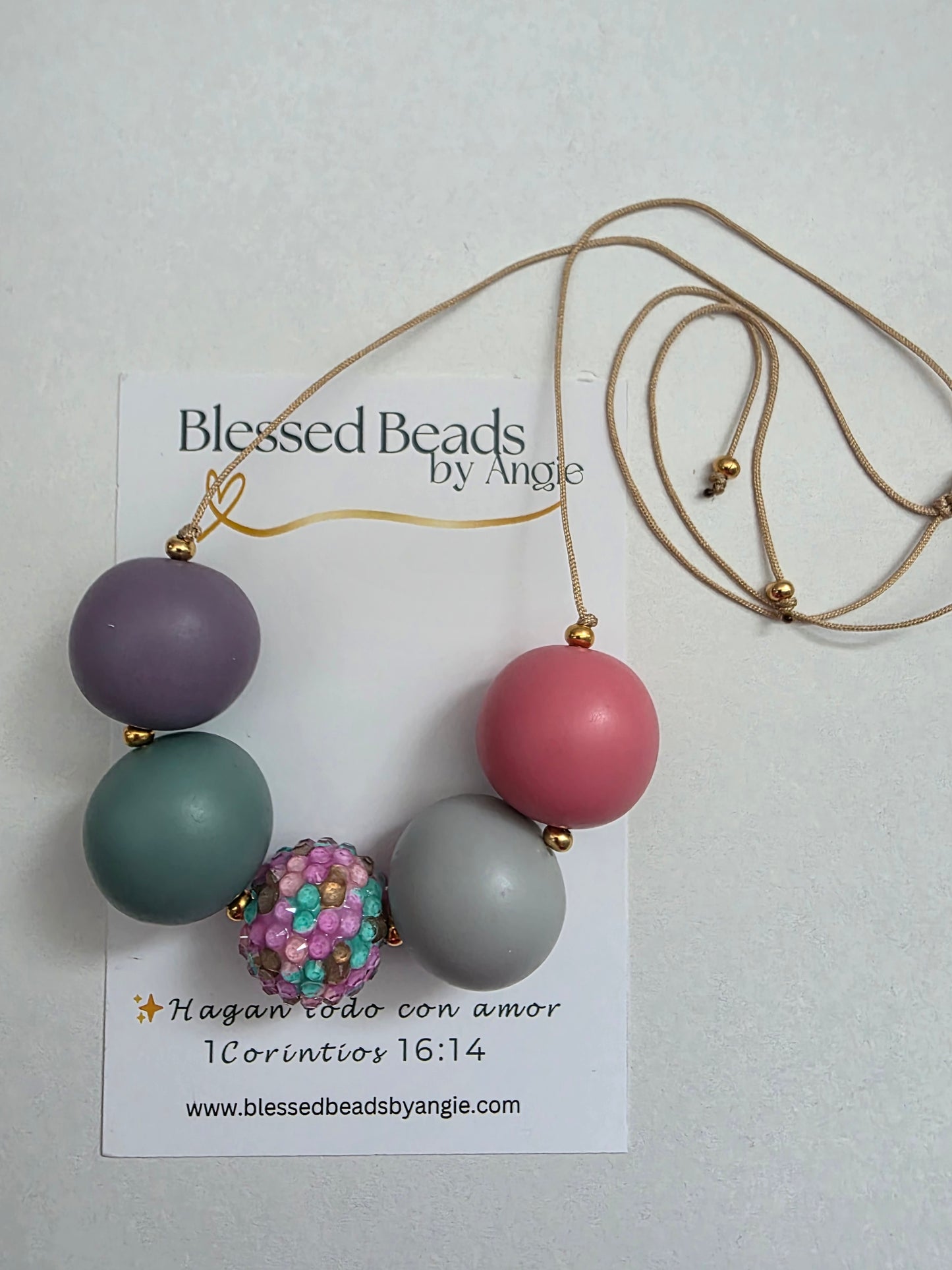 Balloon necklace