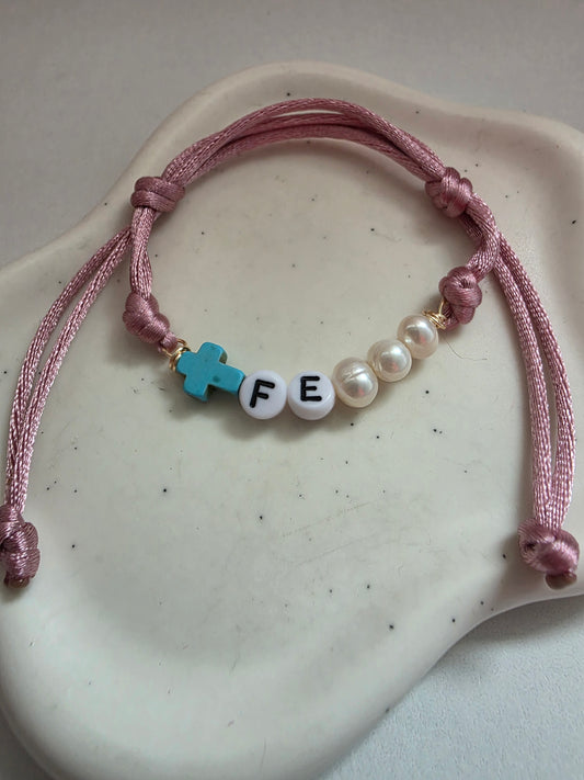 Fé bracelet (pink edition)