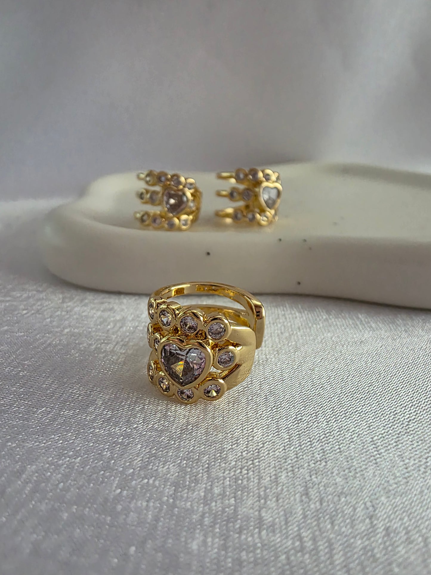 Lovely earcuff