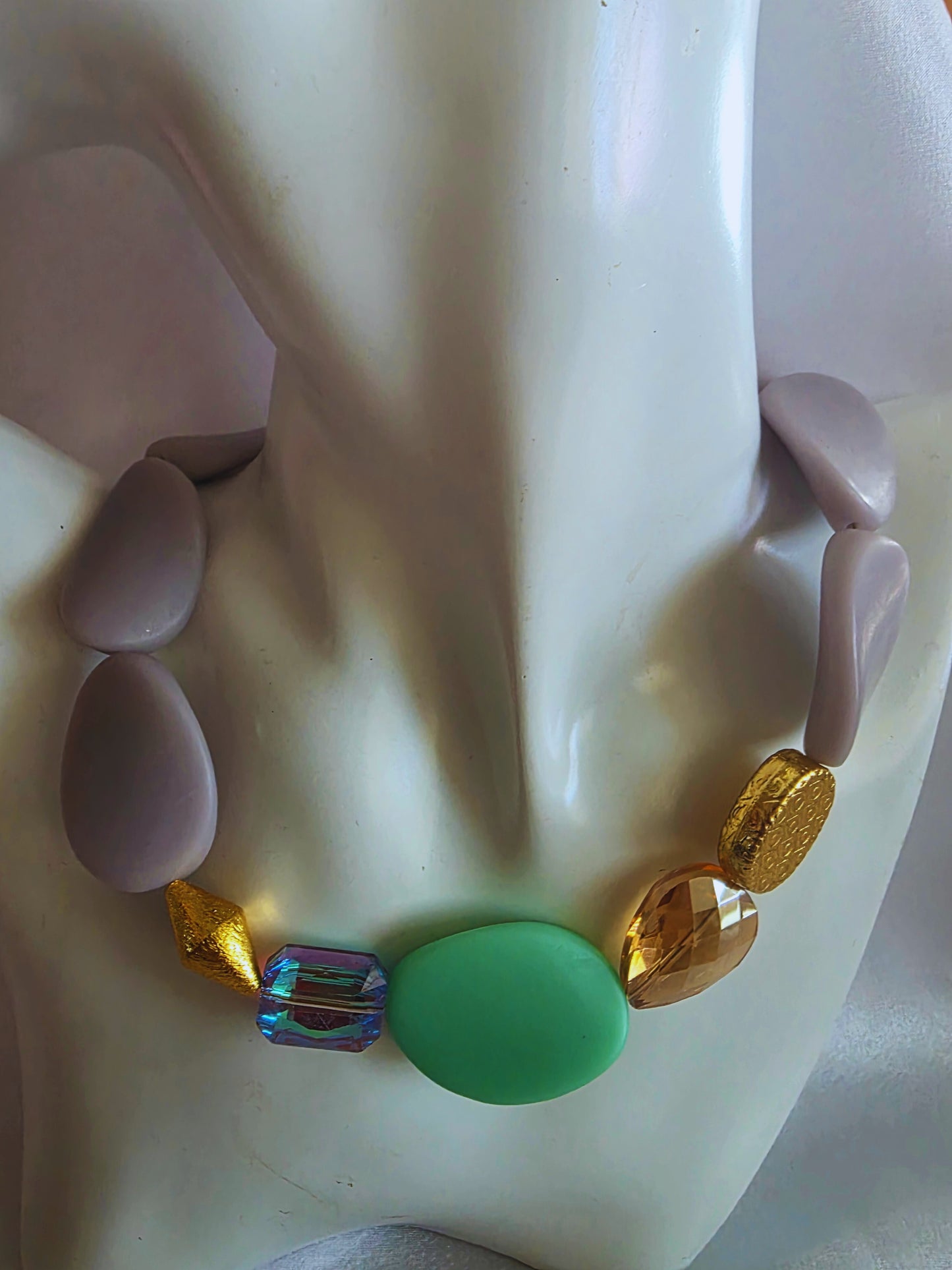 Anabel choker