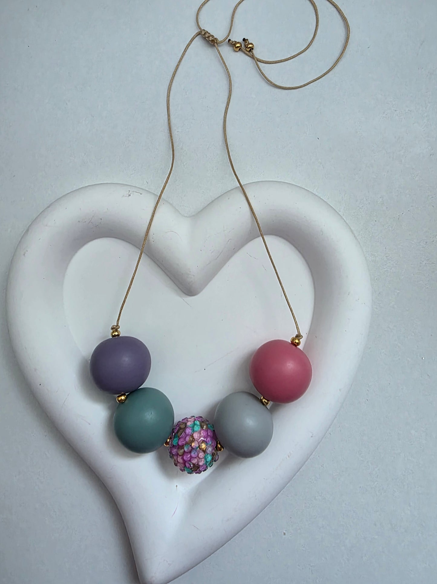 Balloon necklace