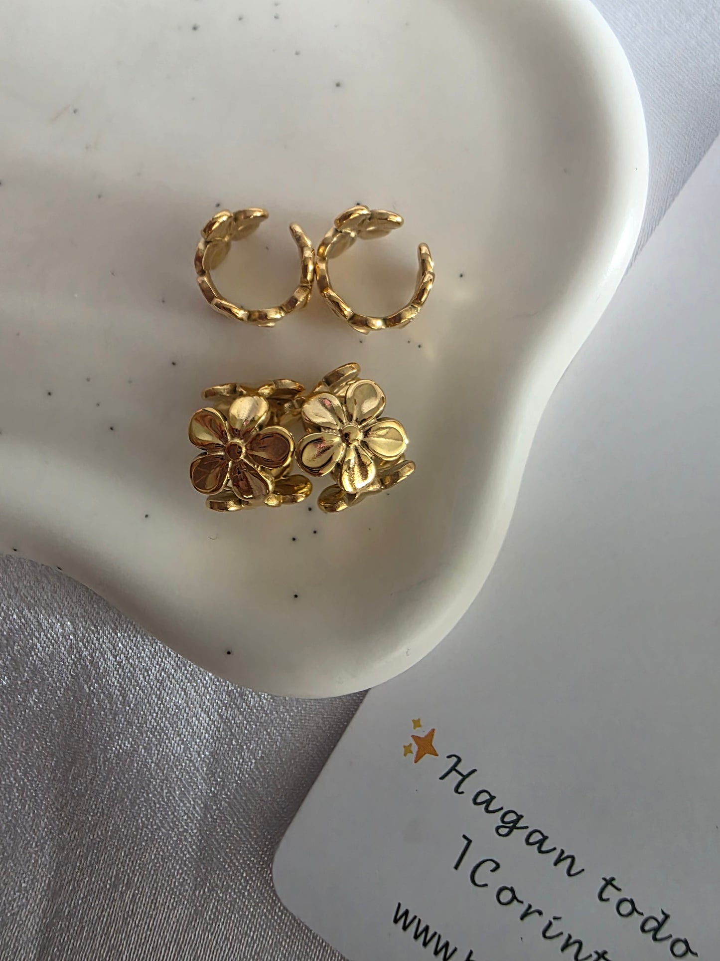 Tropi earcuff