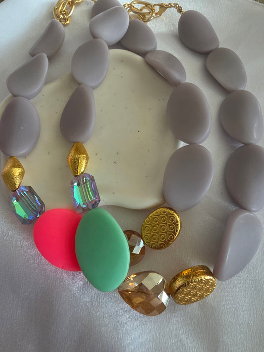 Anabel choker